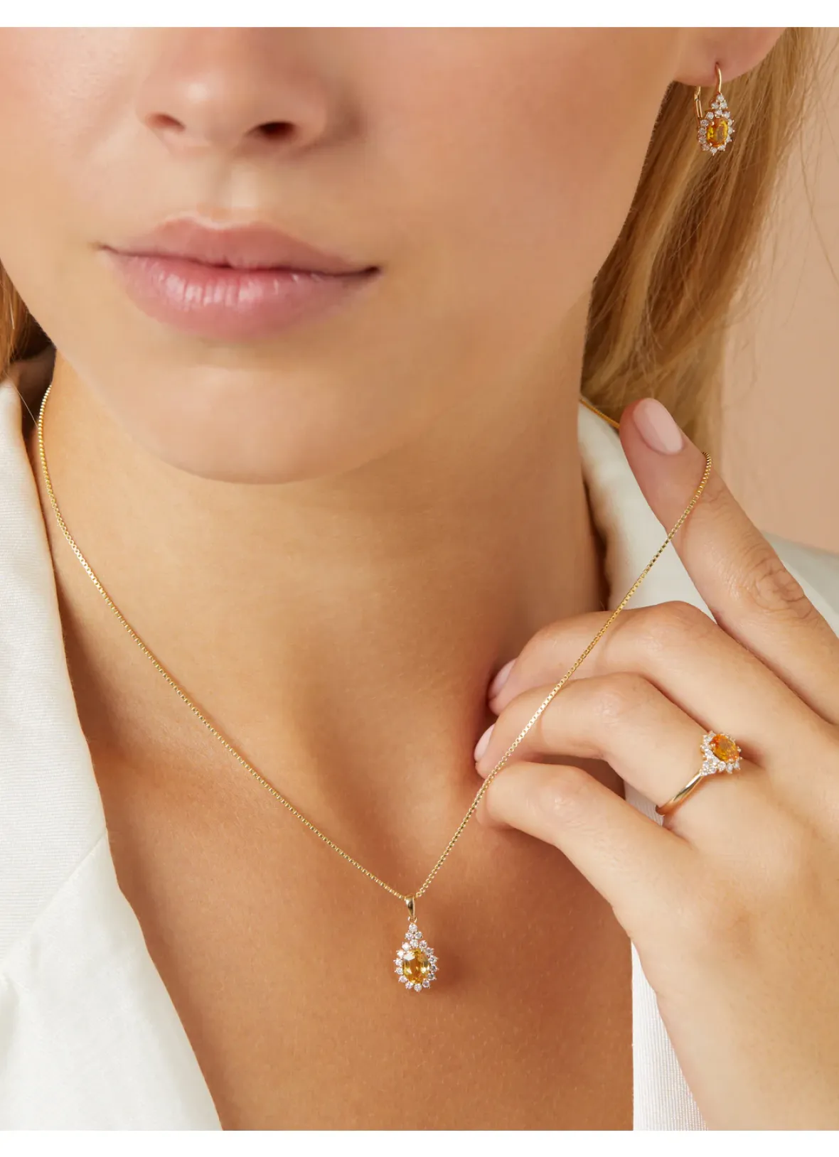 Diamond Point Losse Hangers|Geelgouden Bruidssieraden<Geelgouden hanger, 1.00 ct gele saffier, Eden