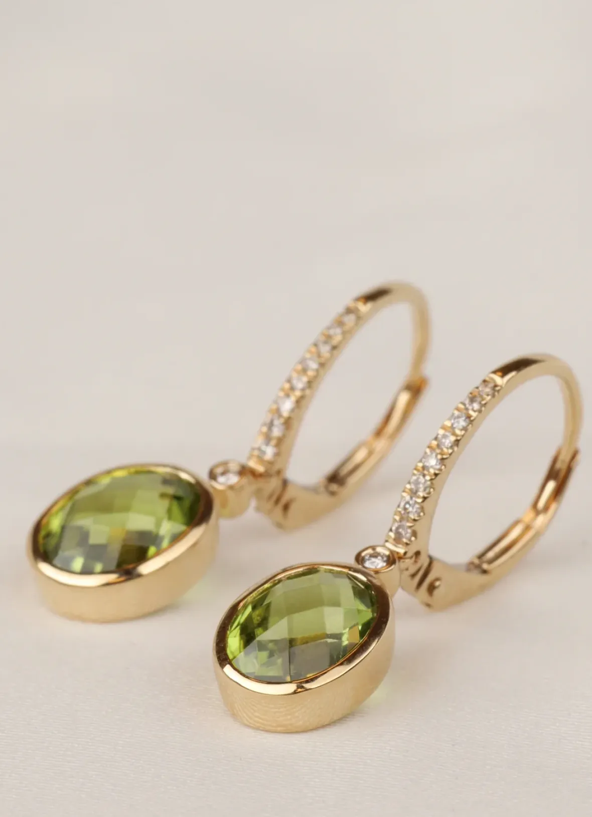 Diamond Point Geelgouden Oorsieraden|Oorsieraden Met Kleurstenen<Geelgouden oorsieraden, 2.61 ct peridoot, Philosophy