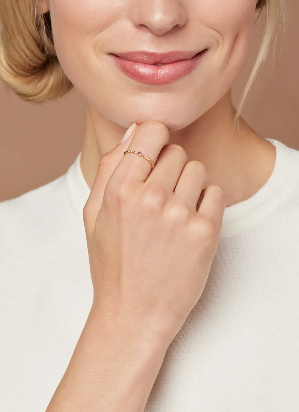 Diamond Point Geelgouden Ringen|Ringen Met Kleurstenen<Geelgouden ring, 0.05 ct granaat, Joy
