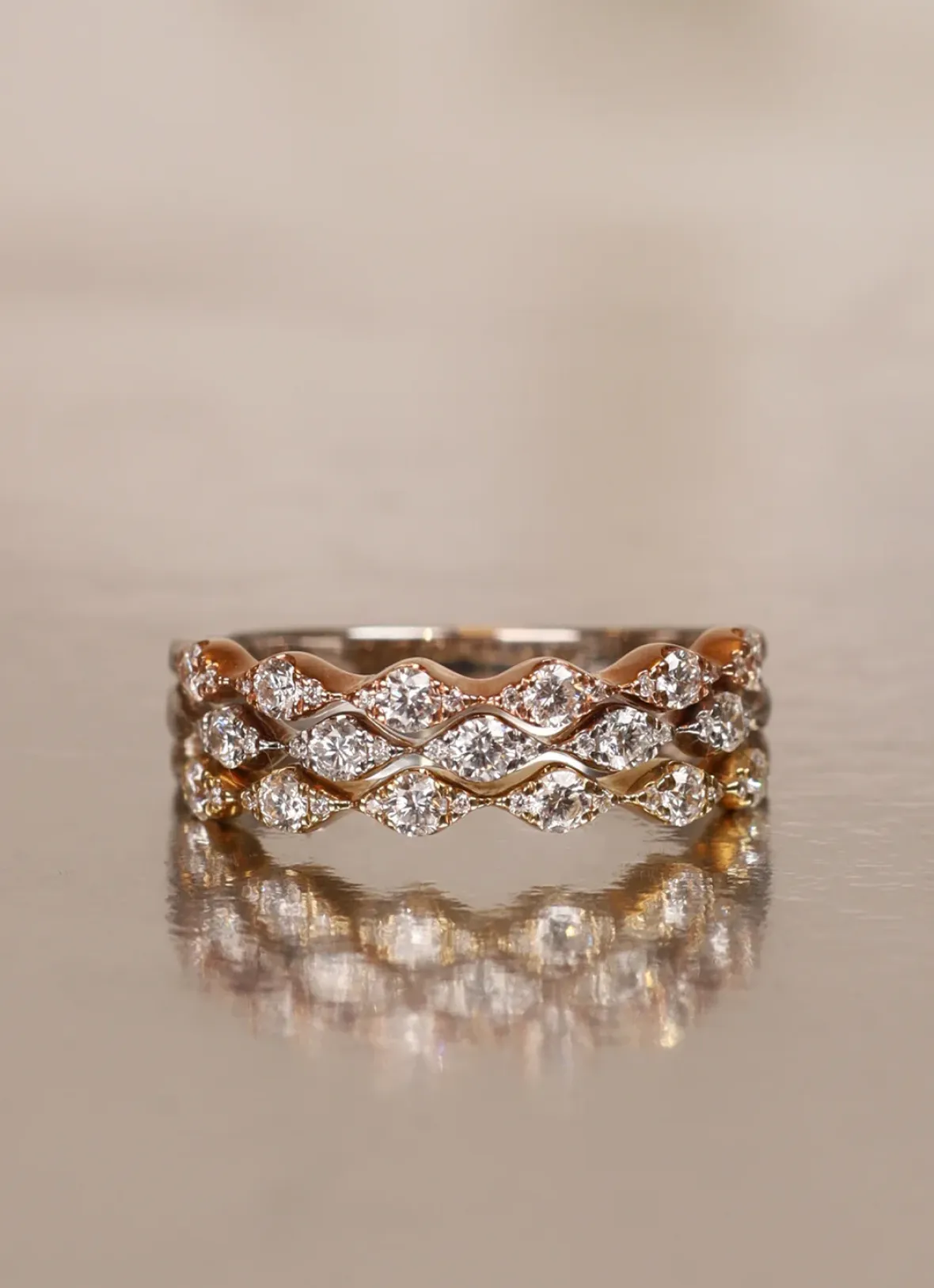 Diamond Point Diamanten Ringen<Gouden ring, 0.75 ct diamant, Caviar
