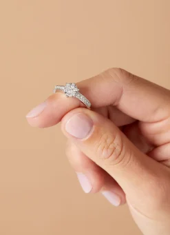 Diamond Point Witgouden Ringen|Diamanten Ringen<Witgouden ring, 0.39 ct diamant, Enchanted